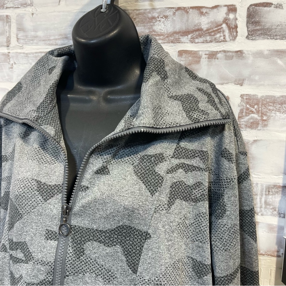 Mondetta Gray Patterned Pullover Xl - image 3